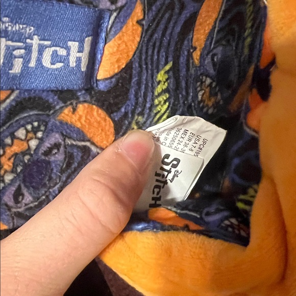 Stitch Slippers - Picture 5 of 5